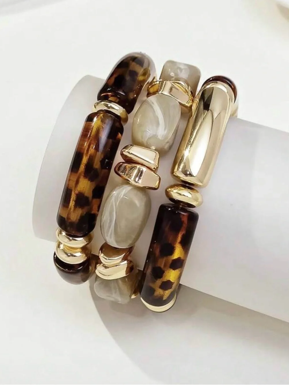 Vintage boho Leopold print acrylic & Gold Stretch beaded Bracelet -high end